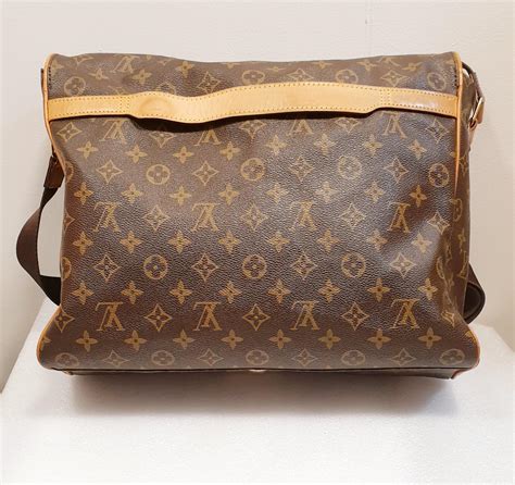 louis vuitton abbesses messenger|Louis Vuitton Monogram Abbesses Messenger Bag .